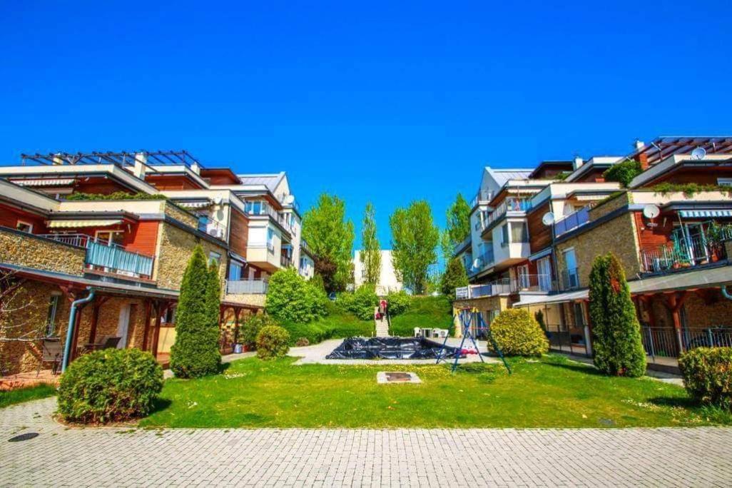 Peppy Apartment & Pool Balatonfüred Eksteriør billede