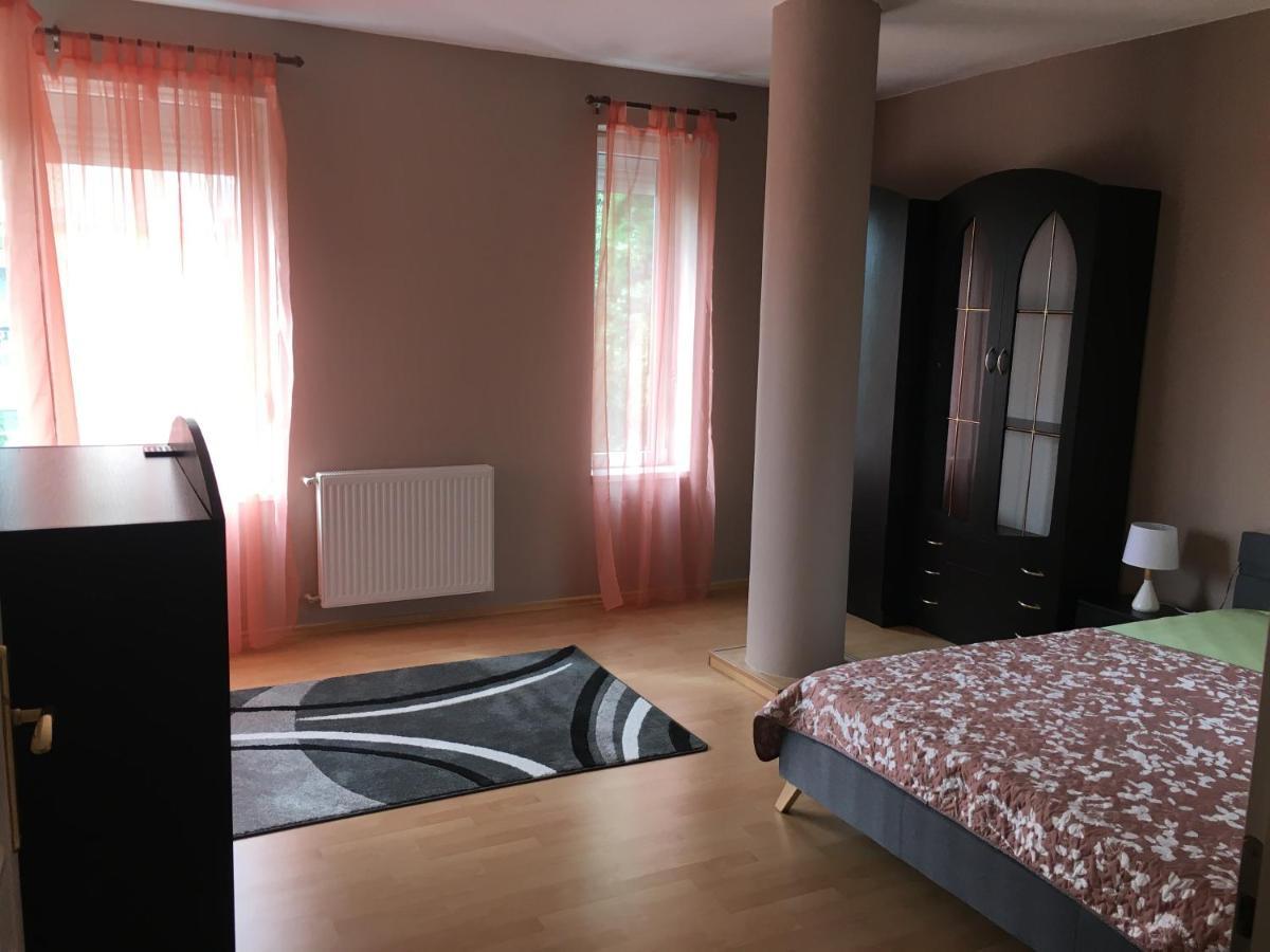 Peppy Apartment & Pool Balatonfüred Eksteriør billede